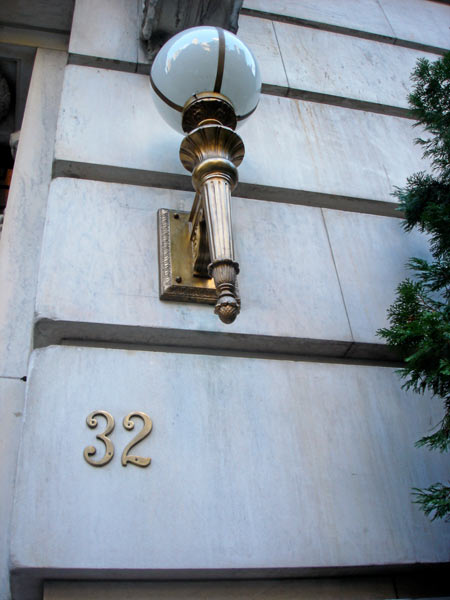 Street 32